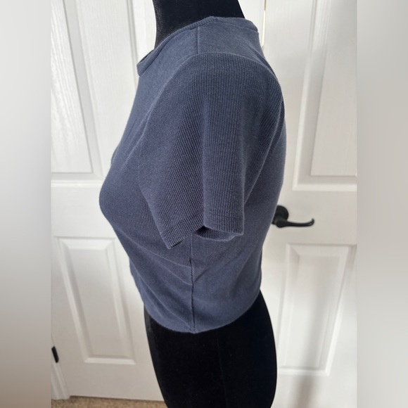 Garage Ribbed Crop Top Navy - Picture 2 of 4